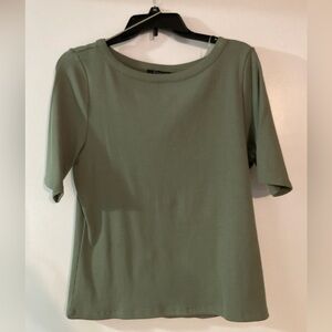 Woman’s Tahari tshirt top, soft beautiful material, size XL, green/sage NWT
